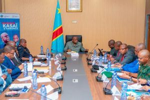 KASAÏ : LE VPM JACQUEMAIN SHABANI PRÉSIDE LE COMITÉ PROVINCIAL DE SÉCURITÉ À TSHIKAPA